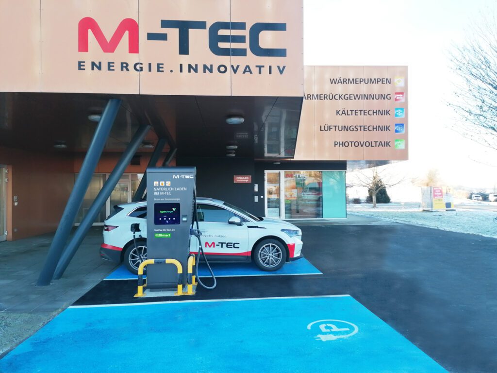 M-TEC hat den ersten Hypercharger im Bezirk Rohrbach