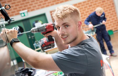 Fabian Lang unter Top 8 Junginstallateure in OÖ